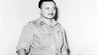 عادل حمودة يحتفي بسيرة ثروت عكاشة: النشأة العسكرية أهم ملامح فارس الكلمة النبيل