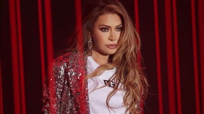 نوال الزغبي تحتفل بتحقيق 