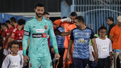 آخر مستجدات رحيل محمد الشناوي عن الأهلي