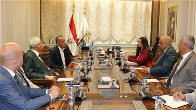 عاجل.. إقامة أول مصنع لإنتاج أكياس الدم بمصر 