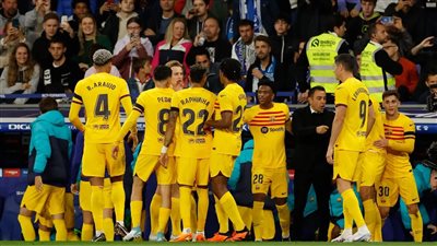 صفقة من قلب برشلونة.. باريس سان جيرمان يفتح خزائنه لخطف نجم البلوجرانا