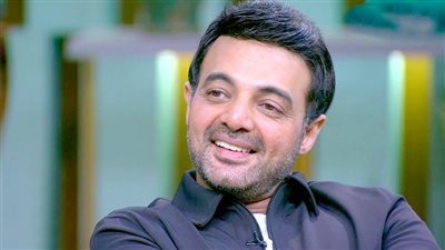 عمرو محمود ياسين عن نهاية 'ونقابل حبيب': 'أنا بحب ألاعب الجمهور وأخلق الجدل'