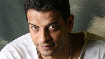 عاجل| مرض أشرف مصيلحي.. هل أثر انقطاع الكهرباء على حالته الصحية؟