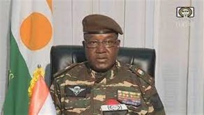 قائد الانقلاب في النيجر بعلن نفسه حاكمًا للبلاد 