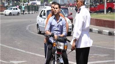 لعدم ارتداء الخوذة.. تحرير 540 مخالفة لقائدي الدراجات النارية