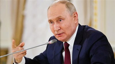  بوتين يوقع قانونًا لخفض دعم الوقود للنصف