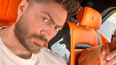 خاص.. تعرف على سبب سفر تامر حسني من أبو ظبي إلى لبنان 