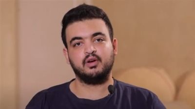 طبيب مصاب بمرض مؤمن زكريا يوجه مناشدة لوزيرة التضامن (فيديو)