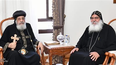 البابا تواضروس الثاني يستقبل كاهن الكنيسة القبطية في العراق