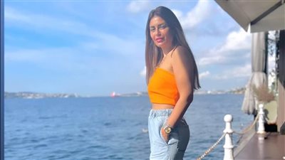 بهذه الكلمات.. منة فضالي تهنئ إيمان العاصي بمناسبة عيد ميلادها