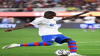 عاجل.. باريس سان جيرمان يخطف ديمبلي من برشلونة 