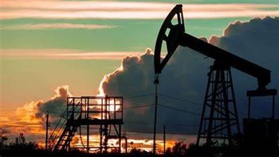 ارتفاع العقود الآجلة للخام الأمريكي بـ1.27% عند التسوية 