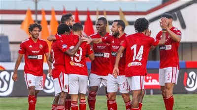 مفاجآت كبرى.. موقف الراحلين عن الأهلي في الموسم الجديد