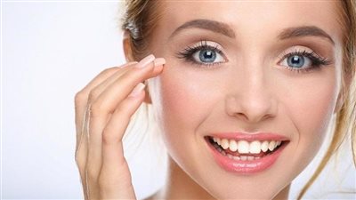 وصفات طبيعية مجربة وفعالة لتنضيف البشرة الدهنية 2023