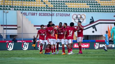 بسبب الأزمات الأخيرة.. نجم الأهلي يدق أبواب الرحيل