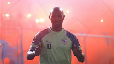 شيكابالا يتدخل لإنهاء أزمة محمود علاء مع الزمالك.. تفاصيل كاملة