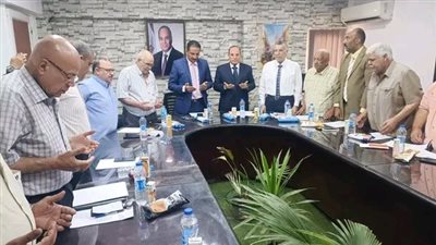 وكيل تعليم الجيزة يجتمع مع مجلس آباء وأمناء المديرية لمناقشة المشكلات