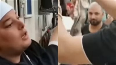 قارىء الدقهلية عن إلقاء النقود عليه: 