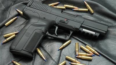 القبض على المتهمين بغسـل 25 مليون جنيه في تجارة الأسلحة بقنا وأسيوط