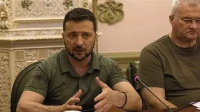 زيلينسكي يقيل جميع رؤساء شعب التجنيد بعد سلسلة من الفضائح