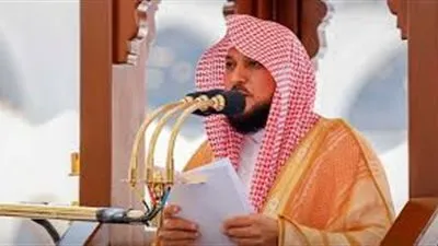 عاجل|شاهد.. القصة الكاملة حول واقعة إعياء الشيخ ماهر المعيقلي أثناء صلاة الجمعة