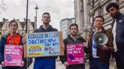 الأطباء في بريطانيا يبدأون إضرابًا جديدًا