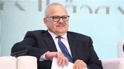 كلية الدراسات الإفريقية تصدر تقريرها الاستراتيجي حول التغيرات المناخية بالقارة السمراء