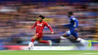 موقف صلاح.. الإعلان عن التشكيل المثالي في الدوري الإنجليزي