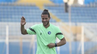 نادر شوقي: رمضان صبحي مضحوك عليه وأتمنى رحيله إلى الزمالك وبيراميدز خرب الكرة المصرية 
