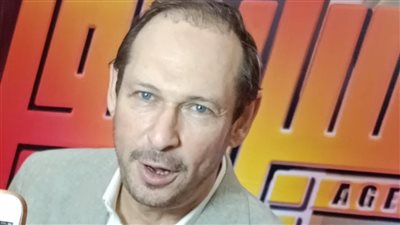 أيمن الشيوي أول الحاضرين في العرض الخاص لـ فيلم 