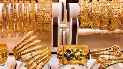 ينخفض تدريجيا.. سعر الذهب اليوم 16 أغسطس في سوق الصاغة