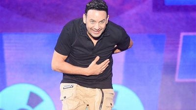 نجوم التسعينات يشعلون حماس الجمهور السعودي في حفل كاسيت 90