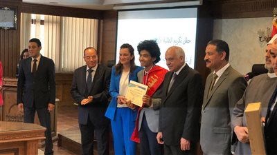 محافظ الجيزة يكرم أوائل الثانوية العامة والأزهرية والدبلومات الفنية