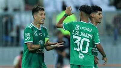 بمشاركة قائد منتخب الجزائر.. الأهلي السعودي يتنصر على الخليج في الدوري ويعتلي صدارة الترتيب