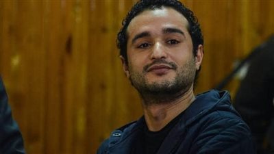 بعد ظهوره على سلم نقابة الصحفيين.. بلاغ ضد أحمد دومه لهذا السبب