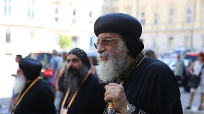 البابا تواضروس يزور دير 