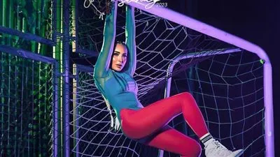 ساندي تستعد لطرح أغنية جديدة.. تفاصيل