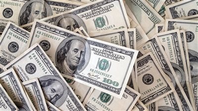 عاجل - زلزال قوى يهز عرش الدولار في السوق السوداء اليوم الإثنين 21-8-2023