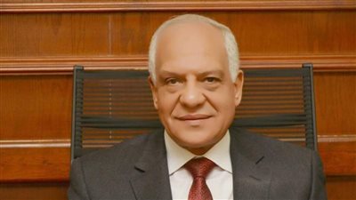 محافظ الجيزة يعتمد ترقية 5064 معلمًا وأخصائيًا 