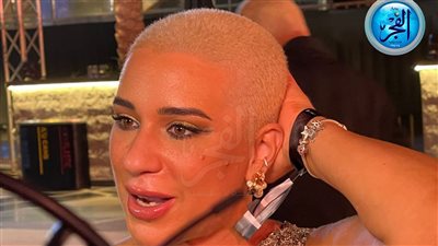  أول ظهور لـ أسما شريف منير بعد حلاقة شعرها فى مهرجان الدراما بالعلمين (صور)