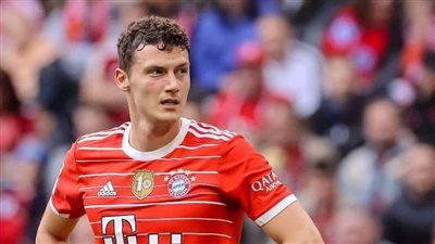 بايرن ميونخ يصدم إنتر ميلان بشأن بافارد