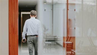 شركة هواتف أمريكية تعتزم تسريح 5000 عامل نهاية سبتمبر