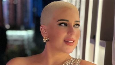 من الشعراوي للحلاقة زيرو.. أزمات في حياة أسما شريف منير تضعها في مأزق مع الجمهور 