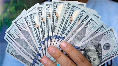 عاجل - سعر الدولار اليوم dollar price.. صدمة بالسوق السوداء تضع الدولار في مأزق
