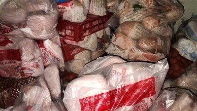 ضبط 10 أطنان لحوم وهياكل دواجن فاسدة في أبو النمرس بالجيزة (صور)