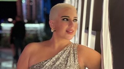 بعد حلاقة شعرها زيرو.. أسما شريف منير: 