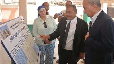 محافظ القليوبية يتفقد ويفتتح عددا من المشروعات الخدمية بمدينة بنها (صور)