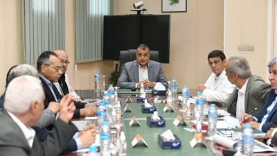 وزير الإنتاج الحربي يترأس اجتماع مجلس إدارة المركز الطبي التخصصي