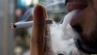 تكلفتها 7 جنيهات وسعرها الرسمي 24 جنيها.. أسعار السجائر في الأسواق 