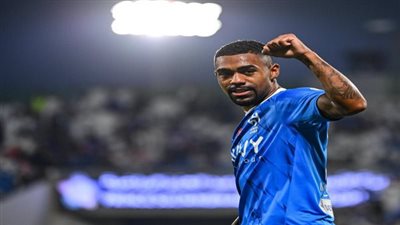 وكيل مالكوم يحسم الجدل حول رحيله عن الهلال 